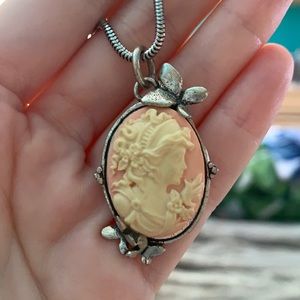 Italian vintage cameo necklace
